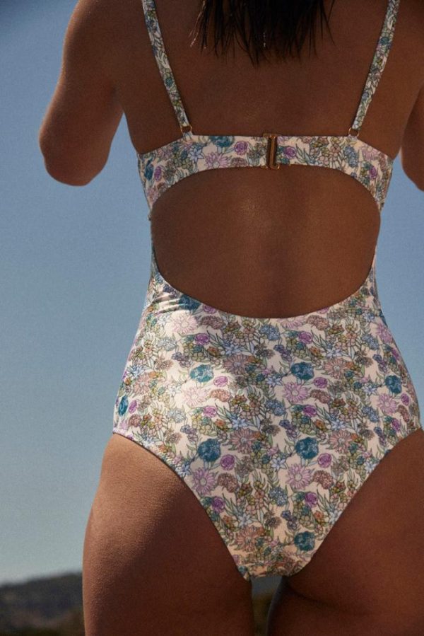 Vervemoda.shope1b478a3f9 4